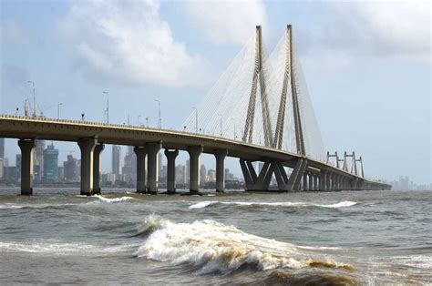 famous bridge in india