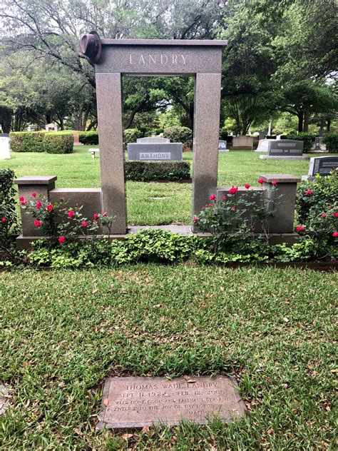 famous graves in texas