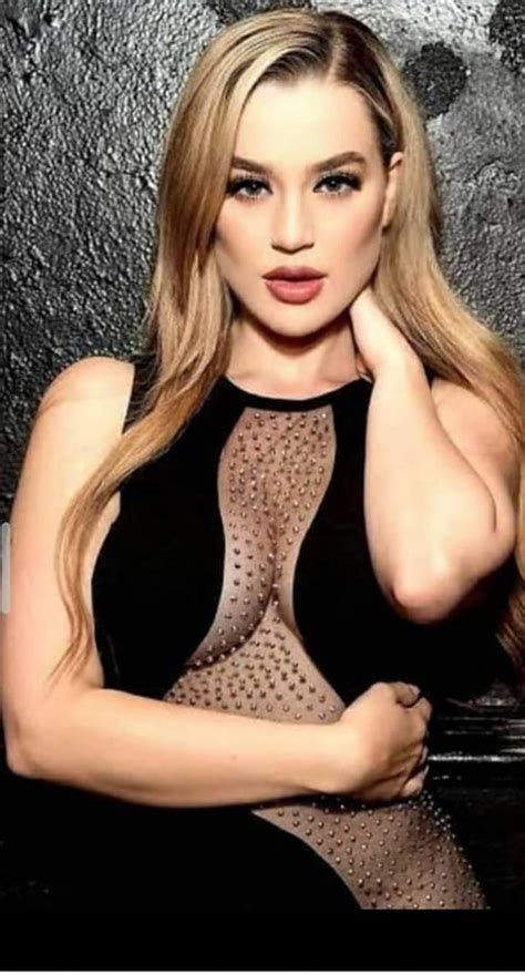 fans blossom only blake