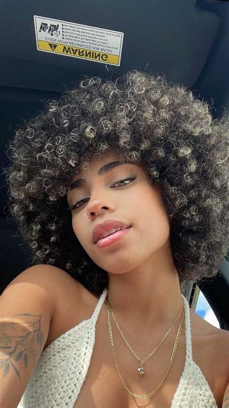 fans venus only marquez