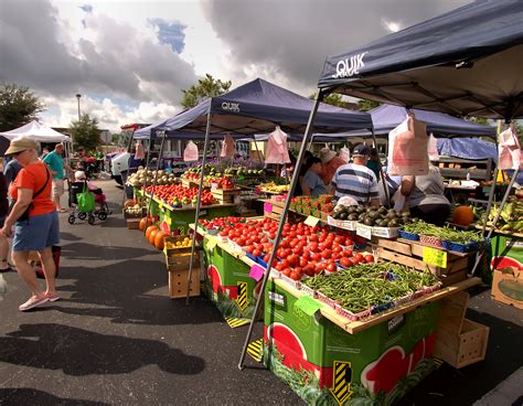 Fort Myers Farmers Market moves to Broadway Ave.