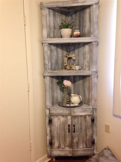 Turn an old door into a corner shelf DIY projects for everyone!
