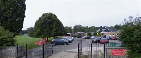 Farnham Common Junior School Lunch Menu