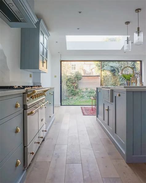 Farrow and Ball Parma Gray Colour Study Vintage bathrooms, Kitchen