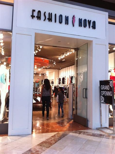 Discover Fashion Nova: Your Ultimate Style Destination in Queens!