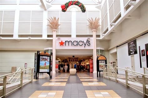 Discover Fashion Square Mall Orlando: Trendy Styles & Unforgettable Shopping Experience!