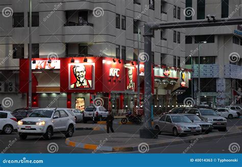 fast food restaurant in abu dhabi