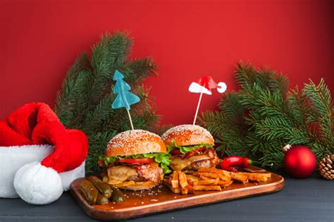 fast food restaurants open on christmas day
