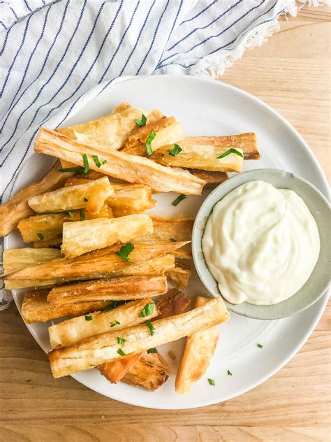 fast homemade yucca fries dip