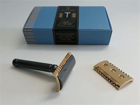 Fatip Piccolo Closed Comb