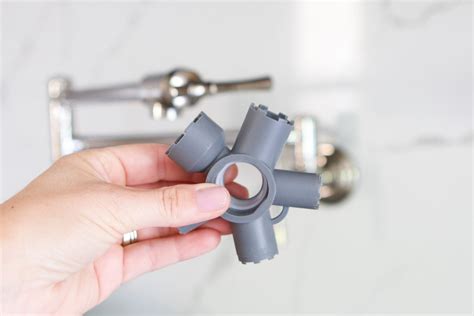 Faucet Aerator Spraying