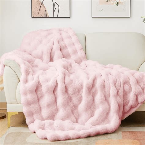 Faux Fur Throw Pink
