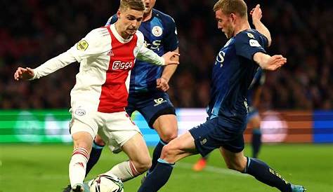 Enschede wil deel meevallers bij verkoop spelers FC Twente | Foto