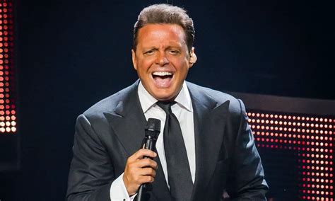 fecha de nacimiento de luis miguel