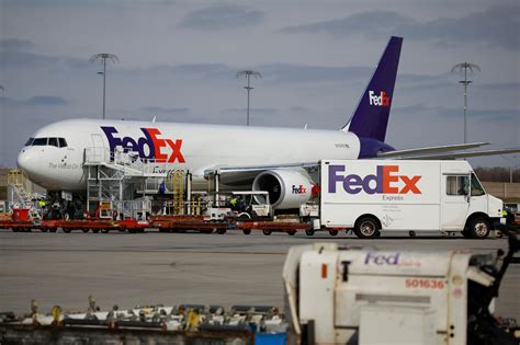 fedex shipping company