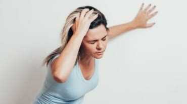 feeling lightheaded before period