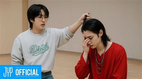 Felix And Han Crying