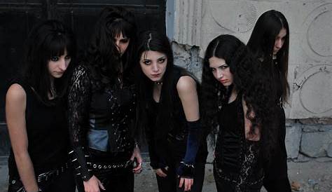 DivahaR, allfemale black metal band Black metal chicks