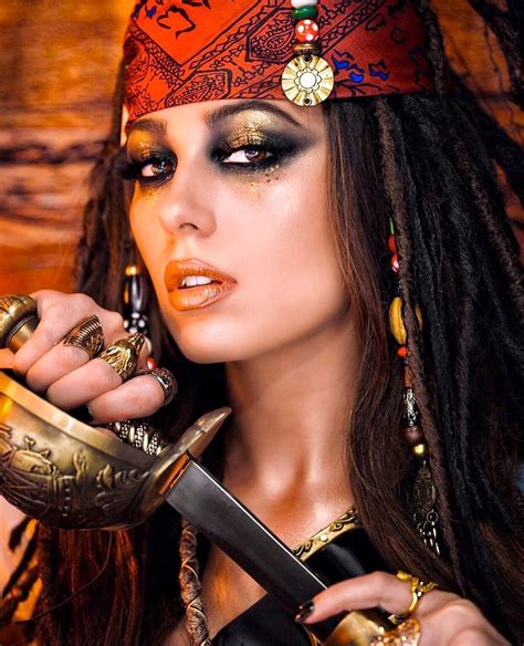 Pirate Makeup in 2020 Piraten makeup, Halloween kostüm wahrsagerin