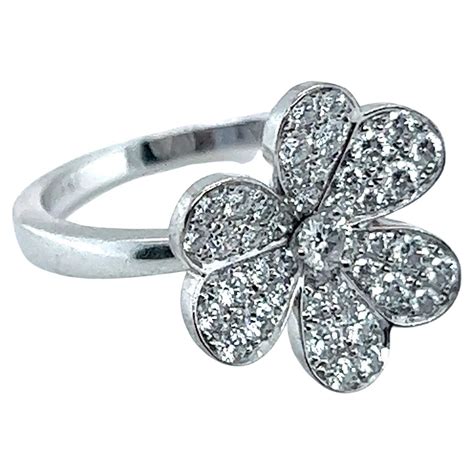 Female Flower Ring