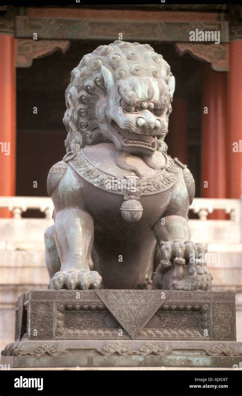 Female Lion Statue
