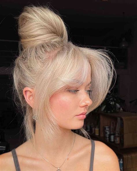 Female Top Knot