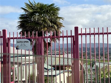 Fence Gate Opening Times