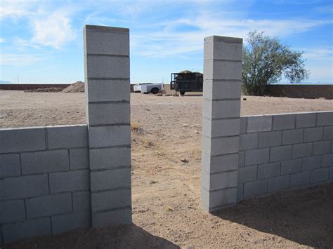BLOCK FENCES AND STRUCTURES Progressive Fence Corp.