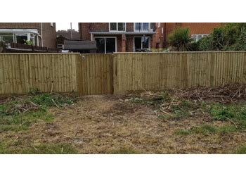 Fencing Contractors Reading