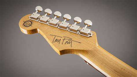 Fender Tom Petty Kingman