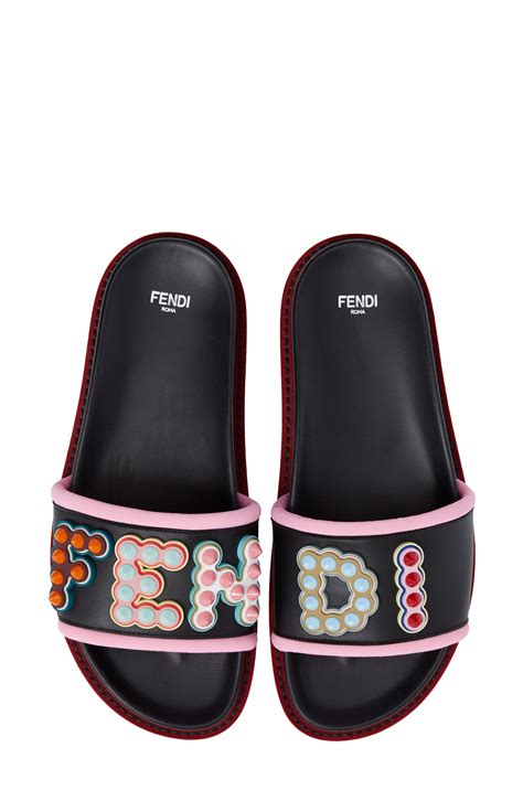 Fendi Sandals Womens Review – The Perfect Combination Of Style And Comfort