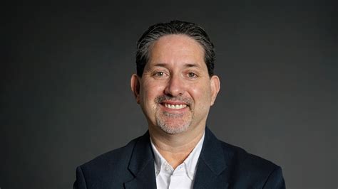 5 Facts About Fernando Lara