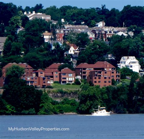 Ferry Crossing Newburgh