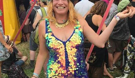 Festival Outfits Glastonbury Street Style From 2015 Ellemag Outfit