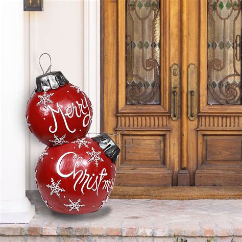festive yard ornaments