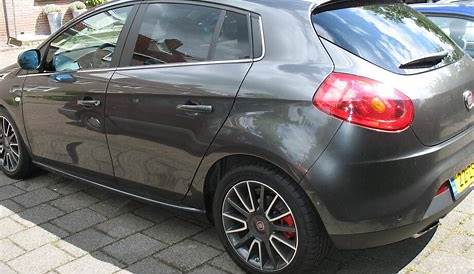 FIAT bravo 1.9 multijet 150 cv sport Diesel Negro (9) del