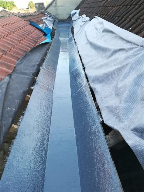 Fiberglass Valley Gutter
