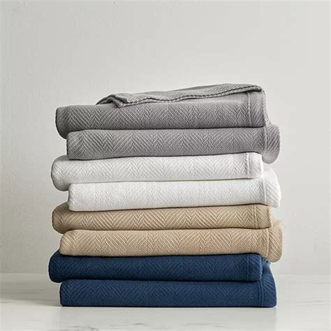 fieldcrest blankets queen size