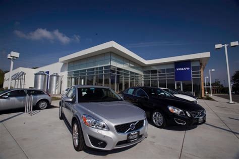 fields volvo northfield