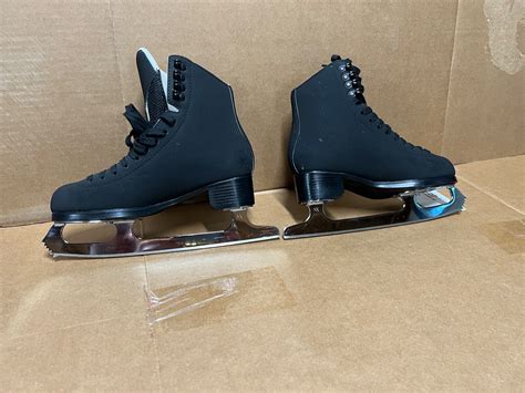 Figure Skates Size 4