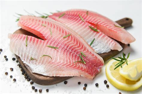 Imágenes filete de pescado crudo Filete de pescado