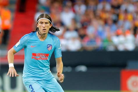 filipe luis transfer to psg