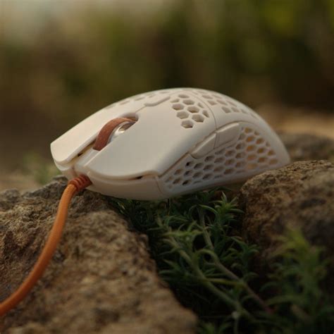 finalmouse ultralight 2 gaming mouse