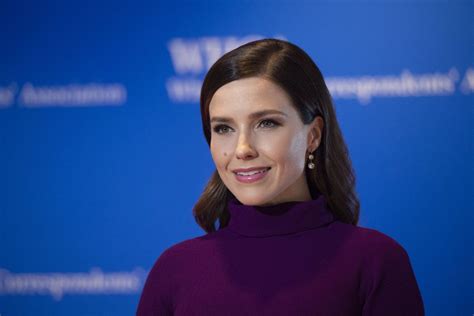 financial feminist sophia bush hughes