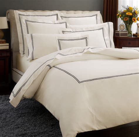 find out the best deals on luxury bed sheets