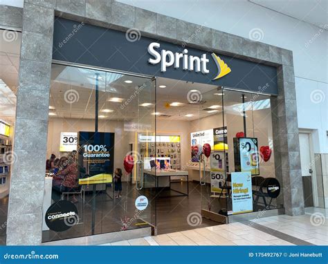 find sprint phone store