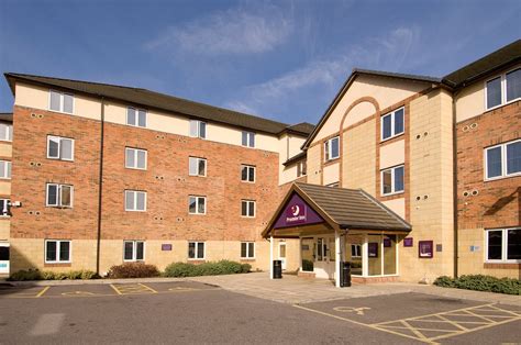 find the best deals on slough hotels