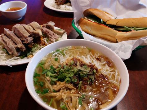find vietnamese restaurants near me