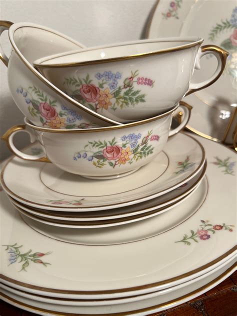 Fine China Dinnerware