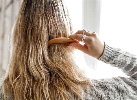 The Fine Hair Oily Roots Dry Ends With Simple Style